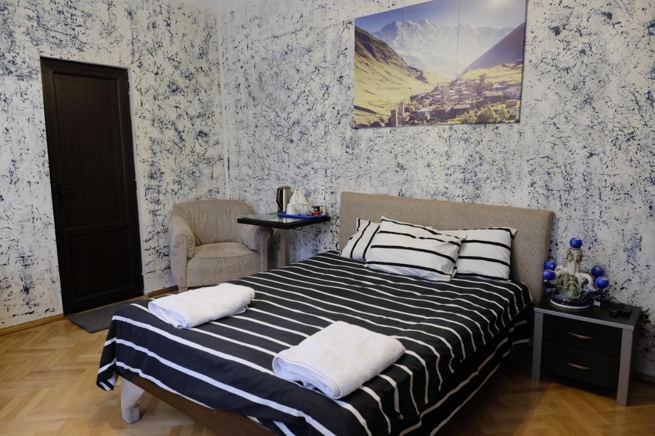 Mia B&B Old Tbilisi Bagian luar foto